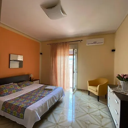 Casa Aci Bed & Breakfast *